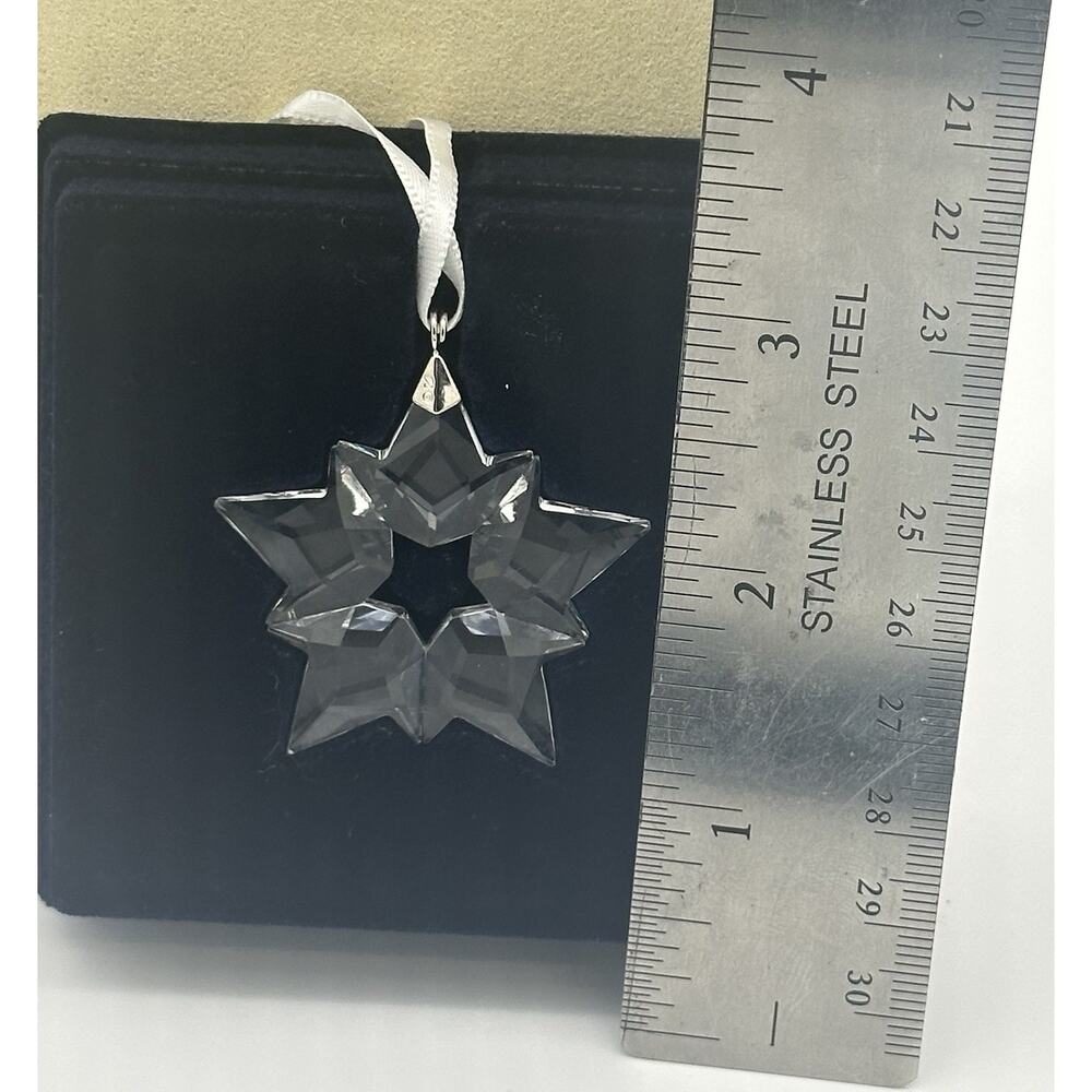 Swarovski 5429593 Little Star Small Ornament 2019 Christmas Holiday Crystal - Picture 7 of 8